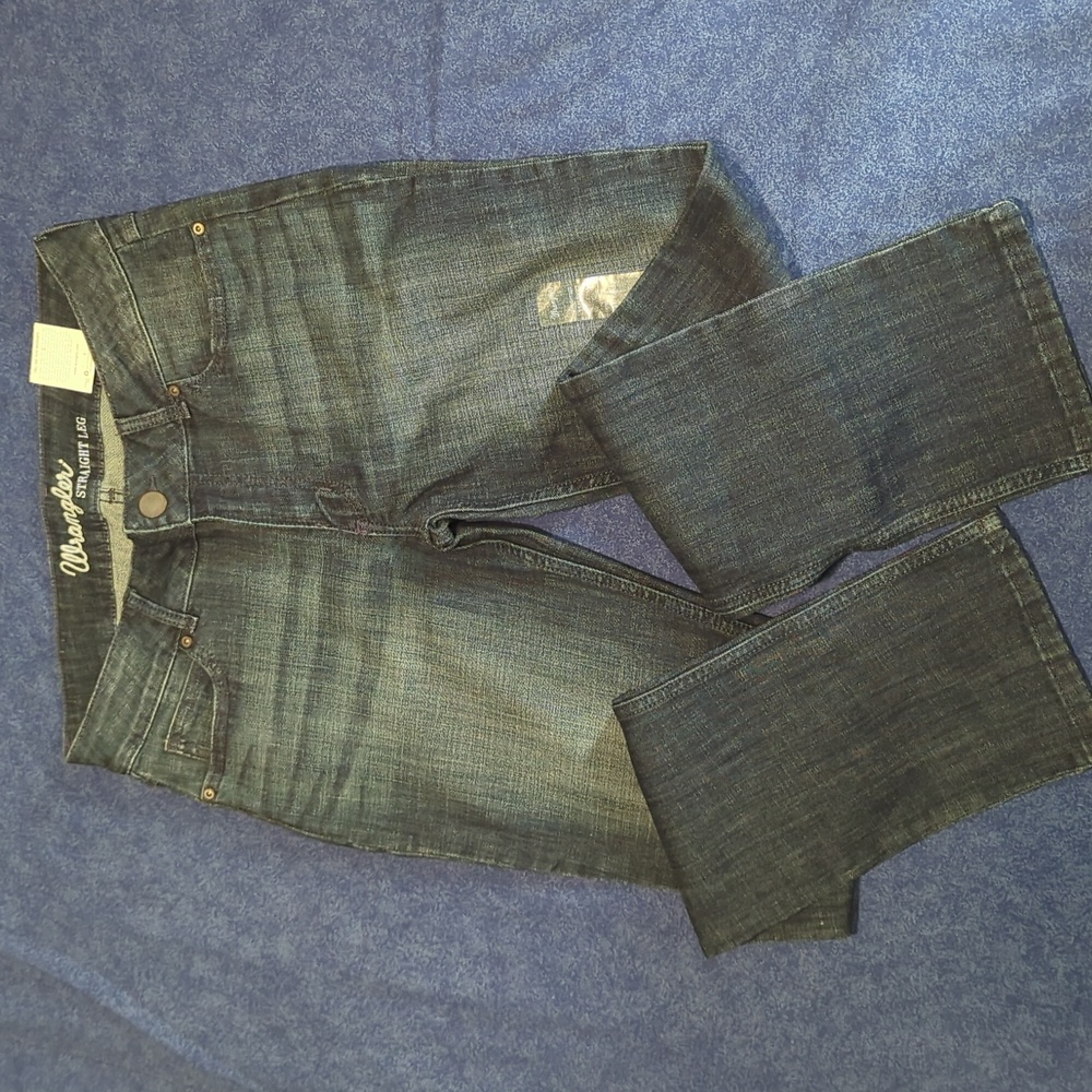 👖Wrangler Straight Leg Stretch Jeans
